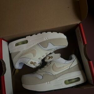 Air Max 1 EASYON 8c